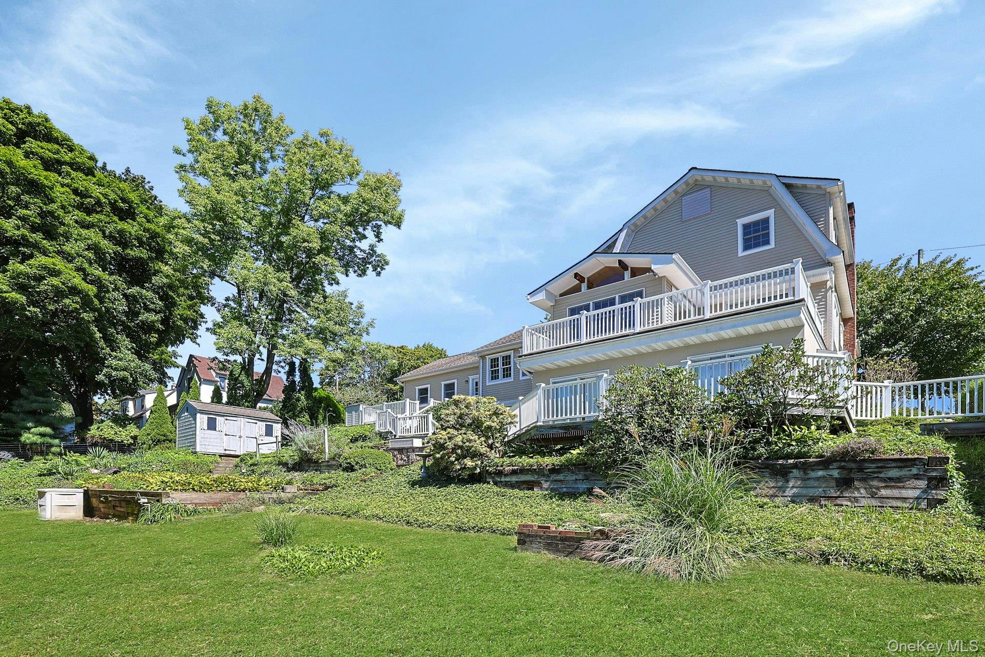 19 Wall Avenue – For Sale photo 45