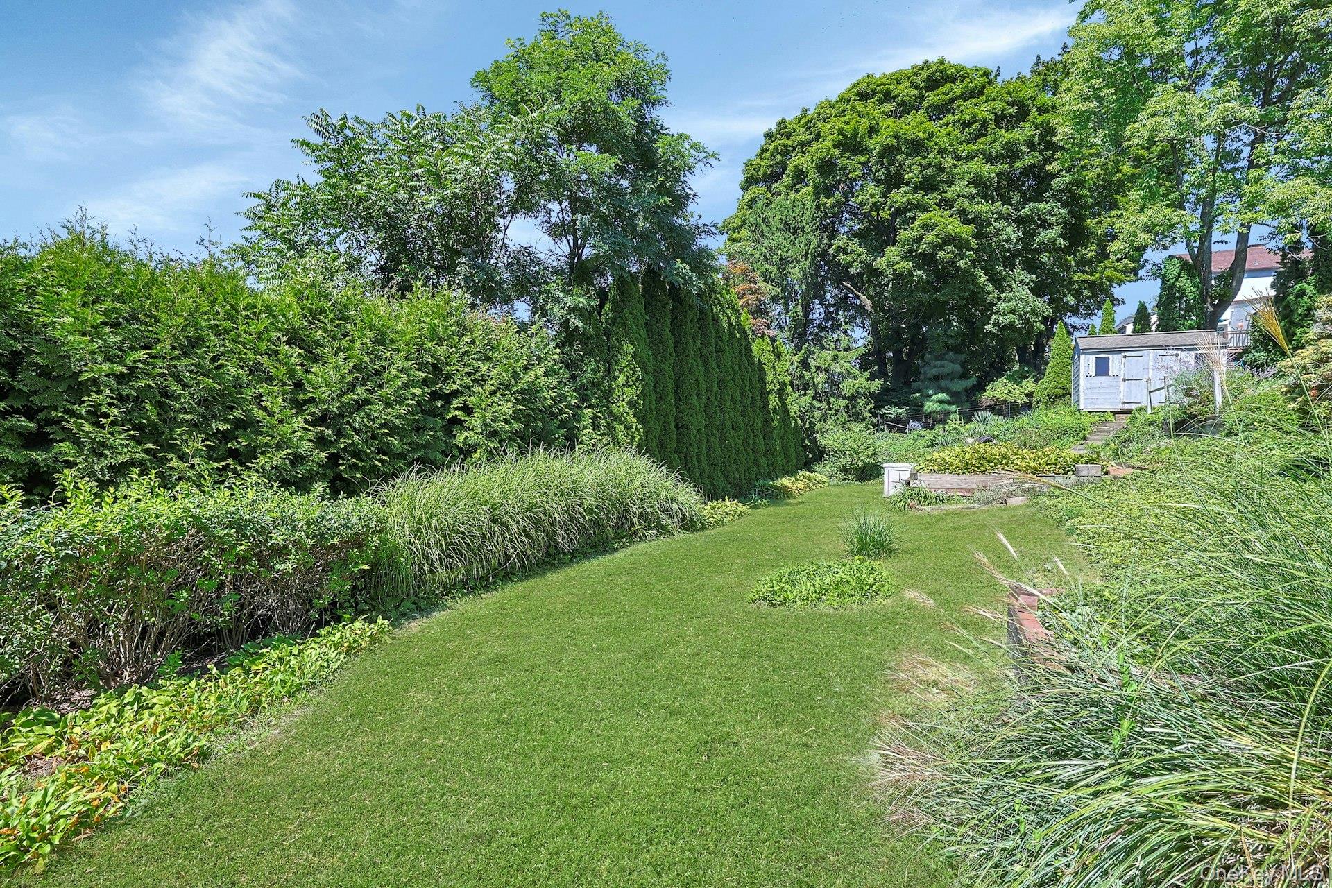 19 Wall Avenue – For Sale photo 48