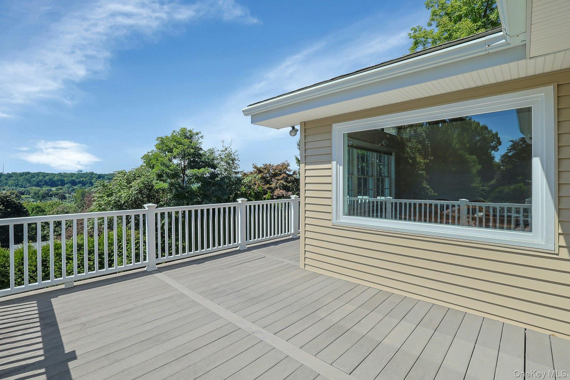 19 Wall Avenue – For Sale photo 15