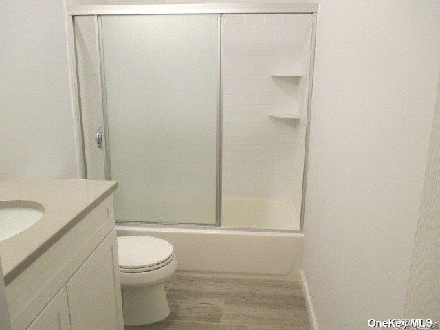 647 Doane Avenue – For Sale photo 8