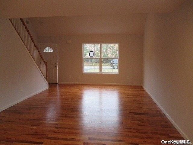 647 Doane Avenue – For Sale photo 3
