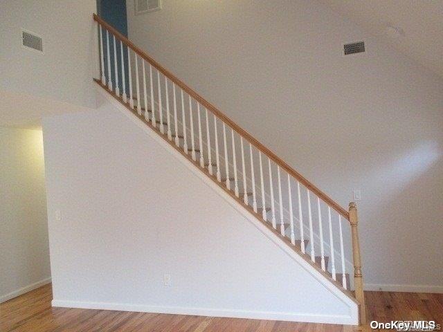 647 Doane Avenue – For Sale photo 9