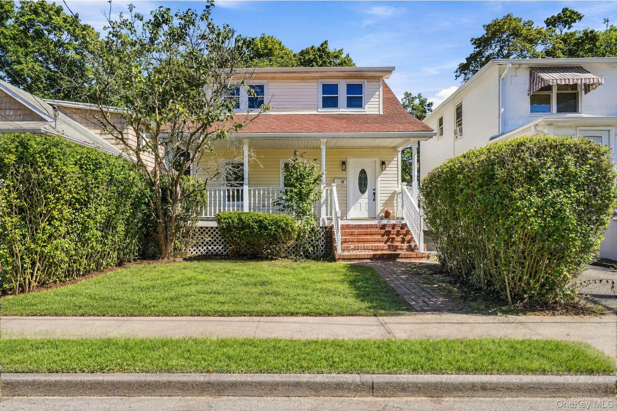 42 Calam Avenue – For Rent
