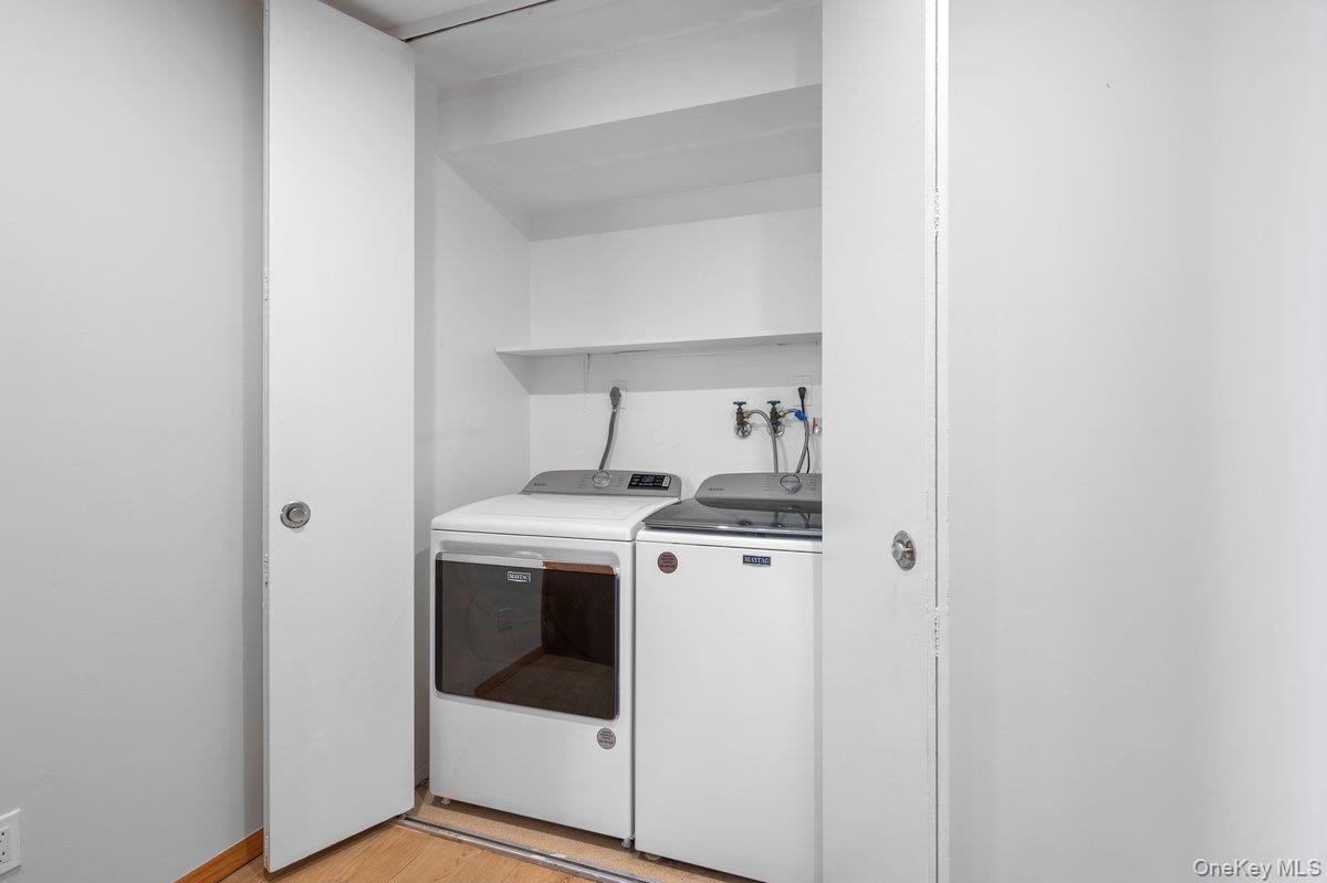 89 N Broadway, Unit 204 photo 11