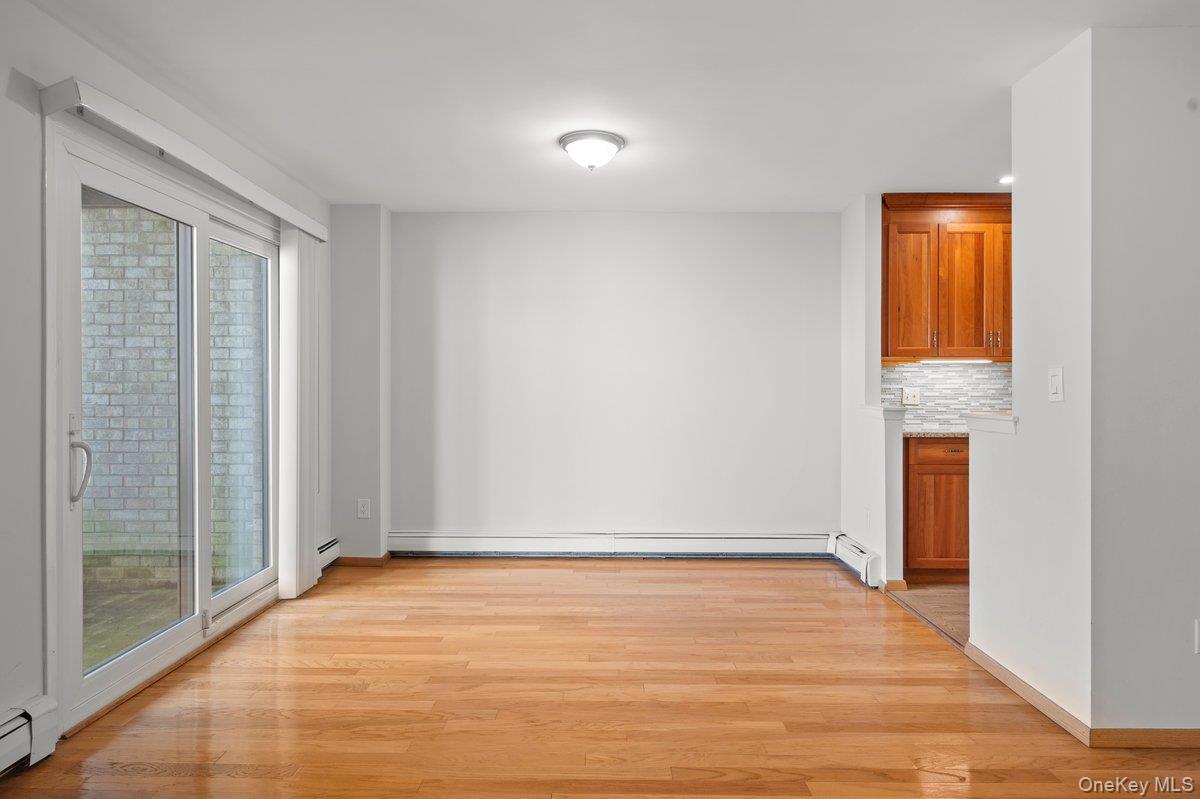 89 N Broadway, Unit 204 photo 7