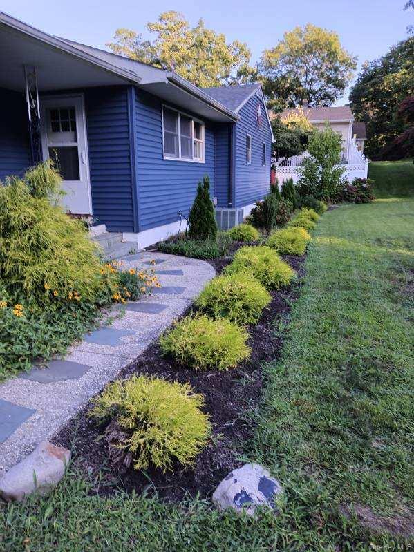 86 Hulse Avenue – For Sale photo 2