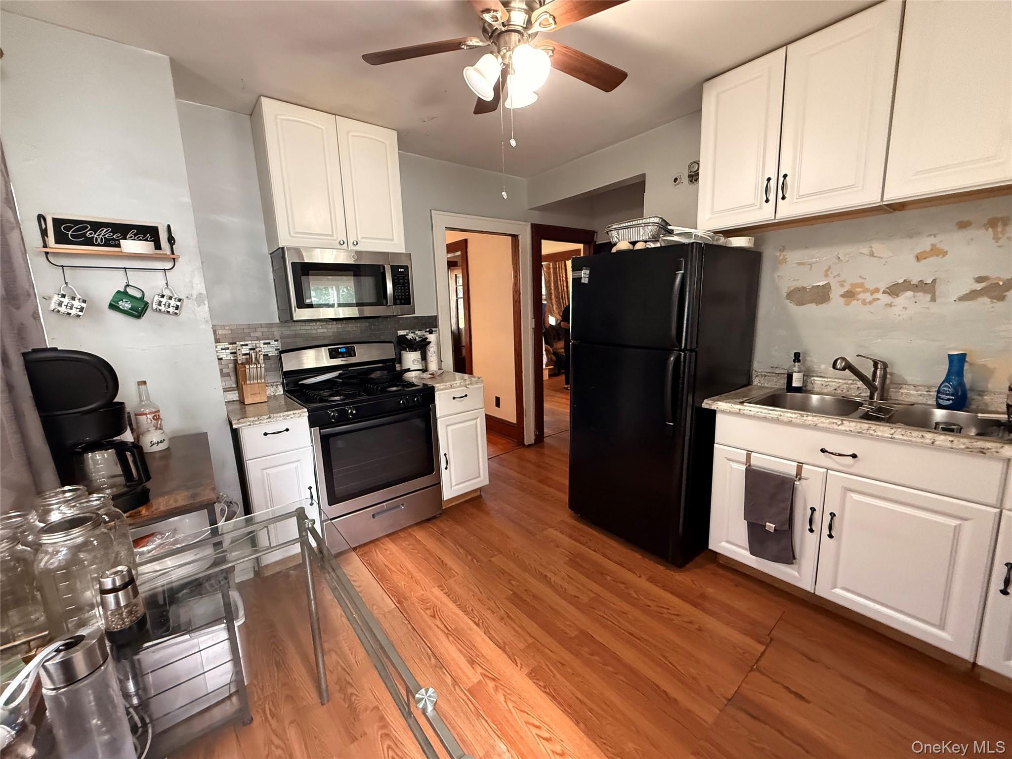 30 Bogart Ter – For Sale photo 18
