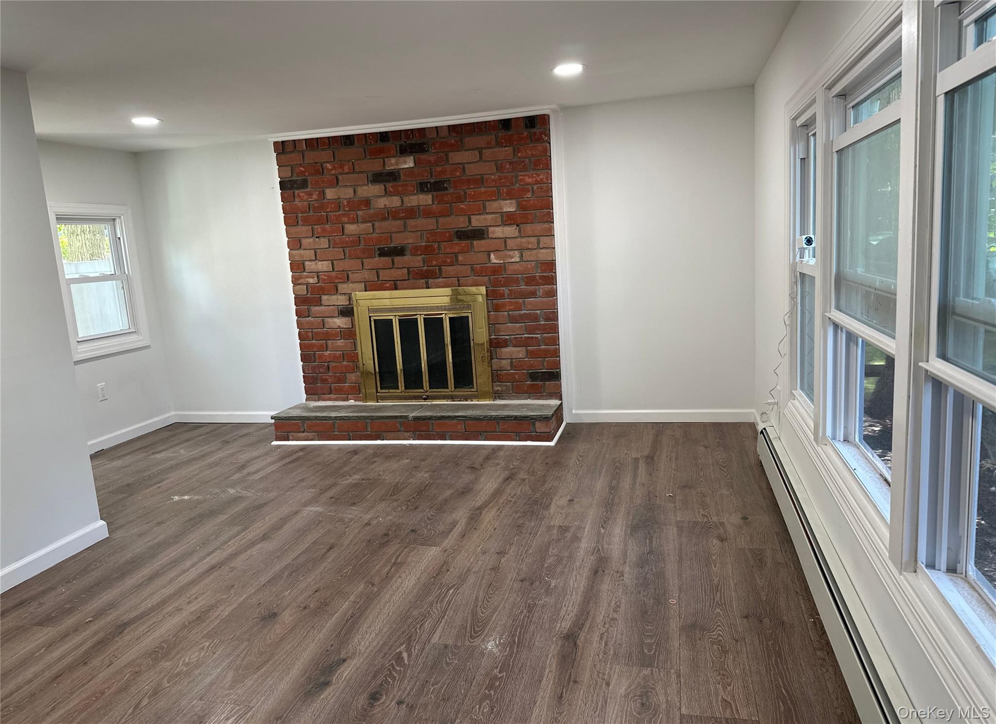 10 Barclay Road – For Sale photo 11