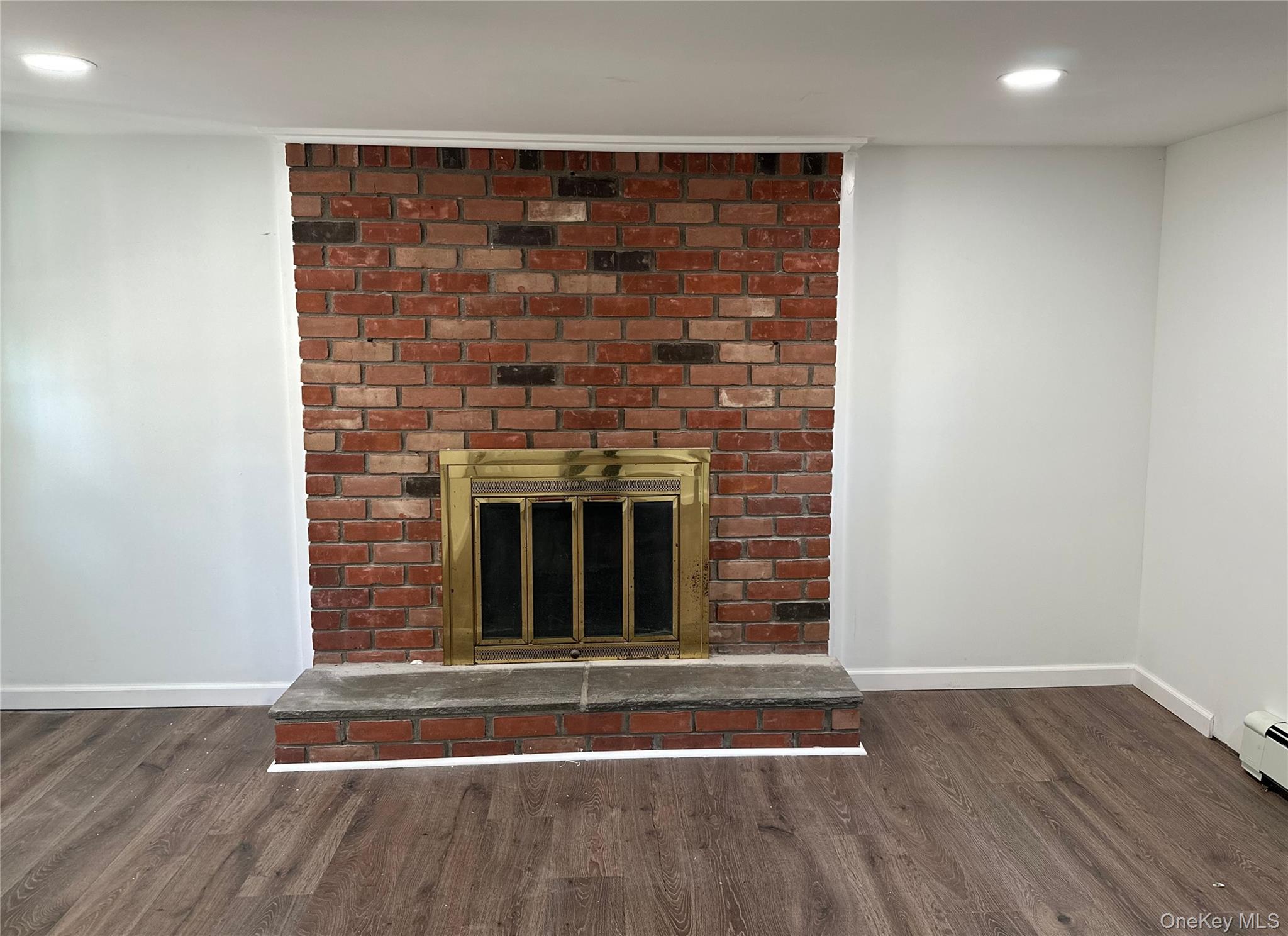 10 Barclay Road – For Sale photo 5
