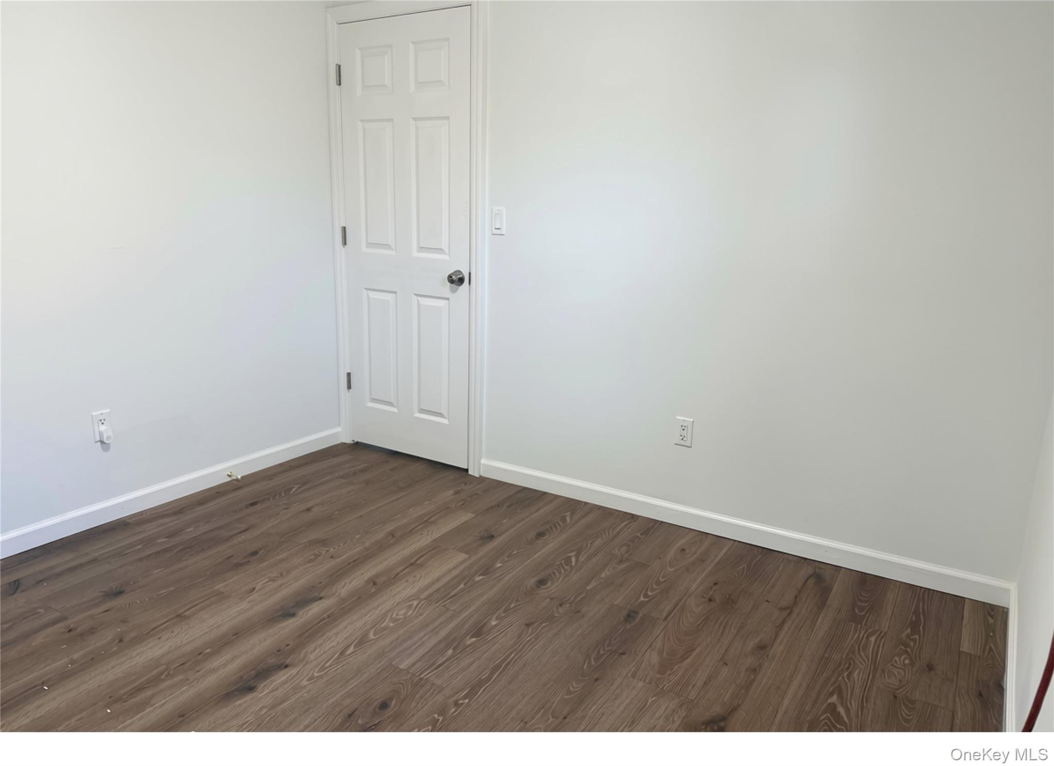 10 Barclay Road – For Sale photo 8