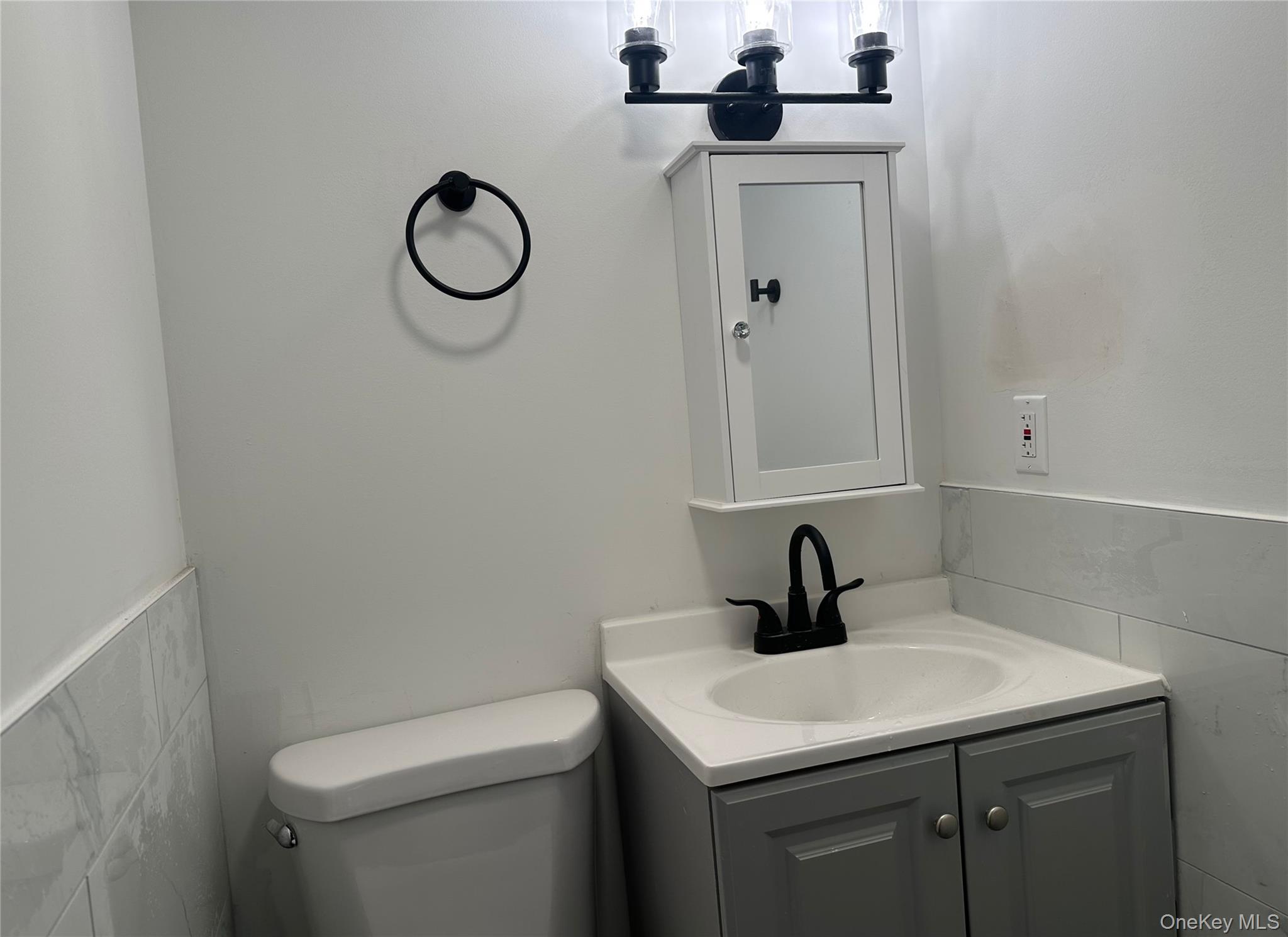 10 Barclay Road – For Sale photo 16