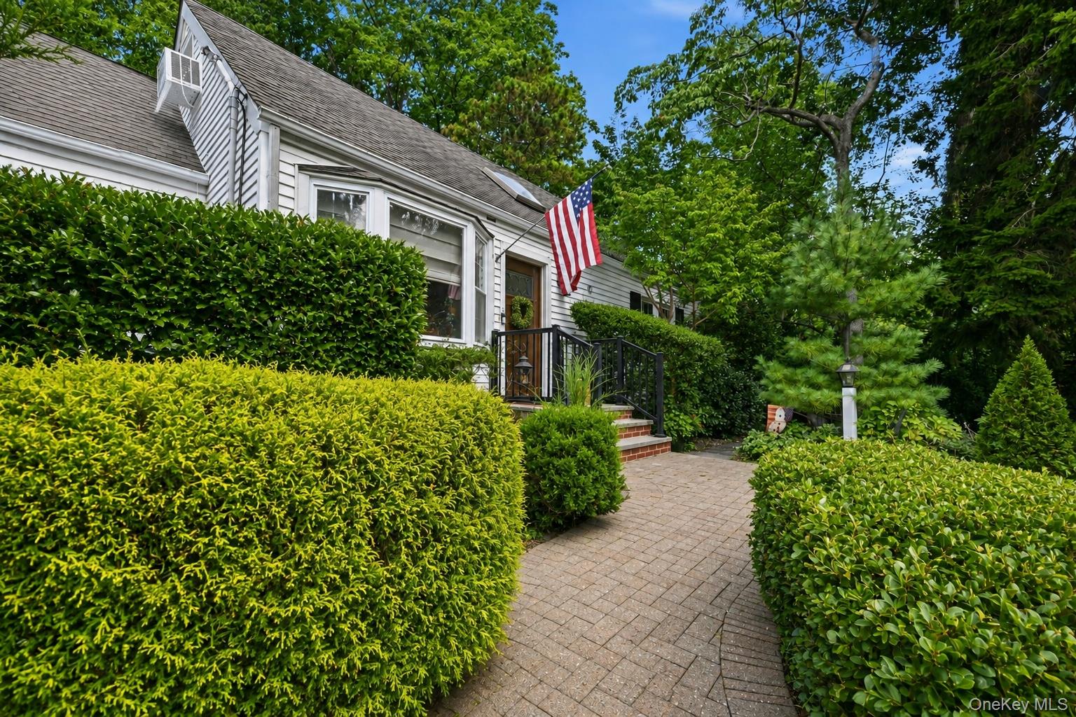40 Cliftwood Drive – For Sale