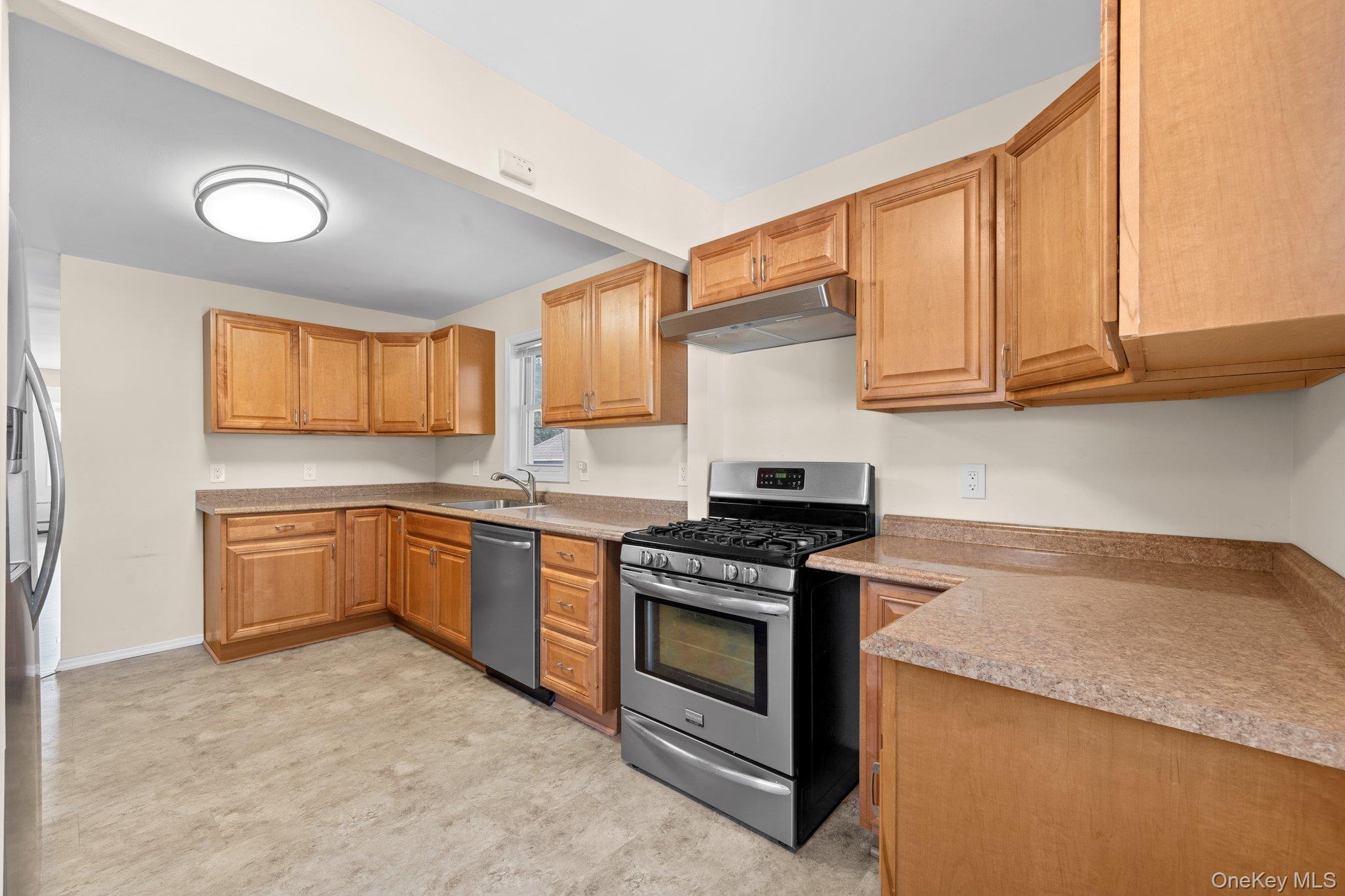 109 Laurel Street – For Sale photo 17