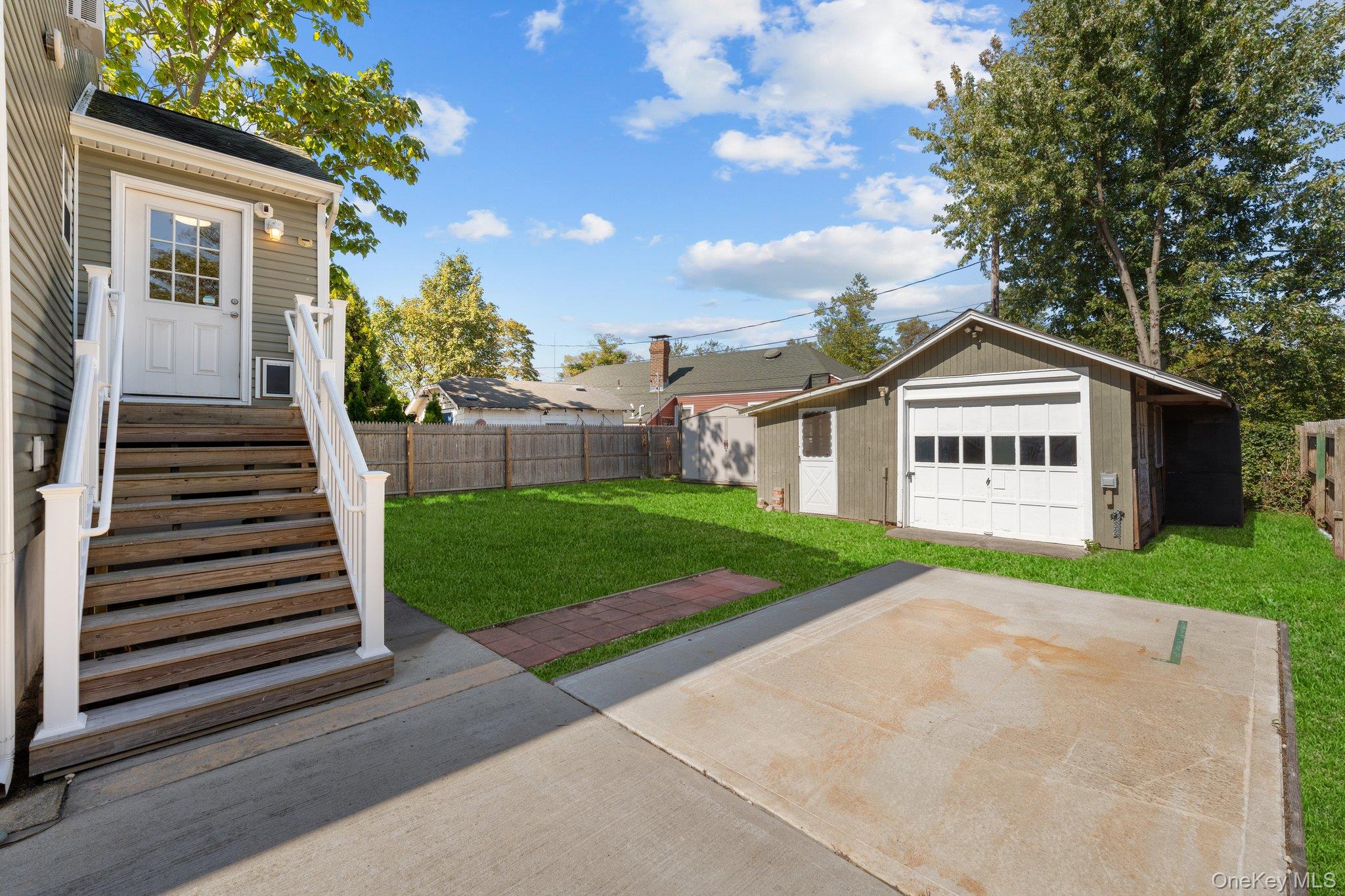 109 Laurel Street – For Sale photo 34