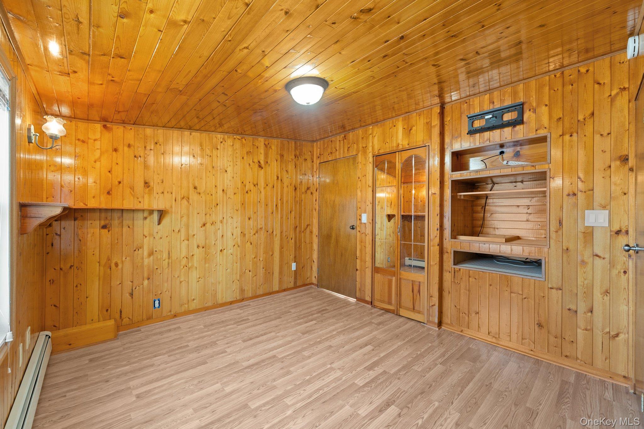 109 Laurel Street – For Sale photo 25