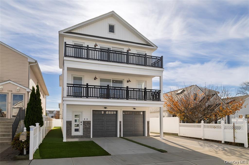 550 E Harrison Street – For Sale