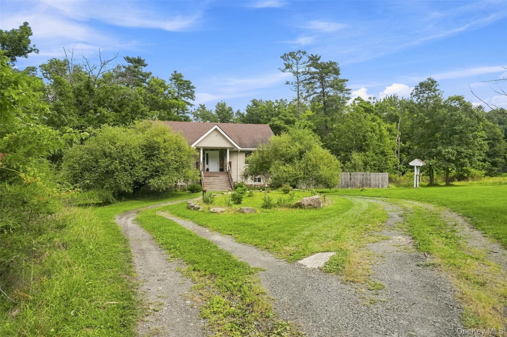 101 Project 32 Road – For Sale
