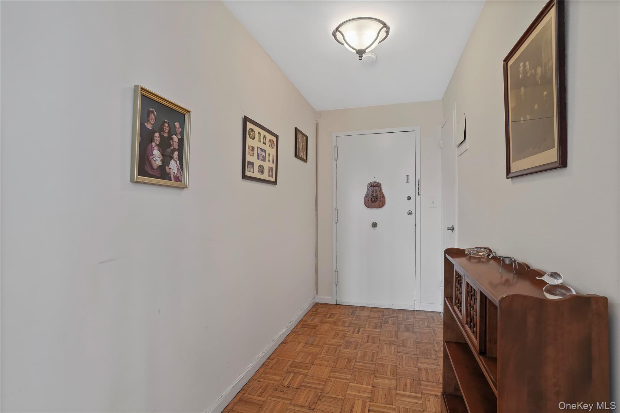 56 Doyer Avenue, Unit 6F photo 3
