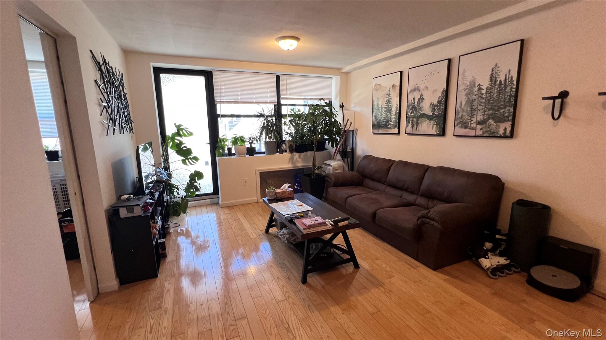 1044 47th Avenue, Unit 3F photo 2