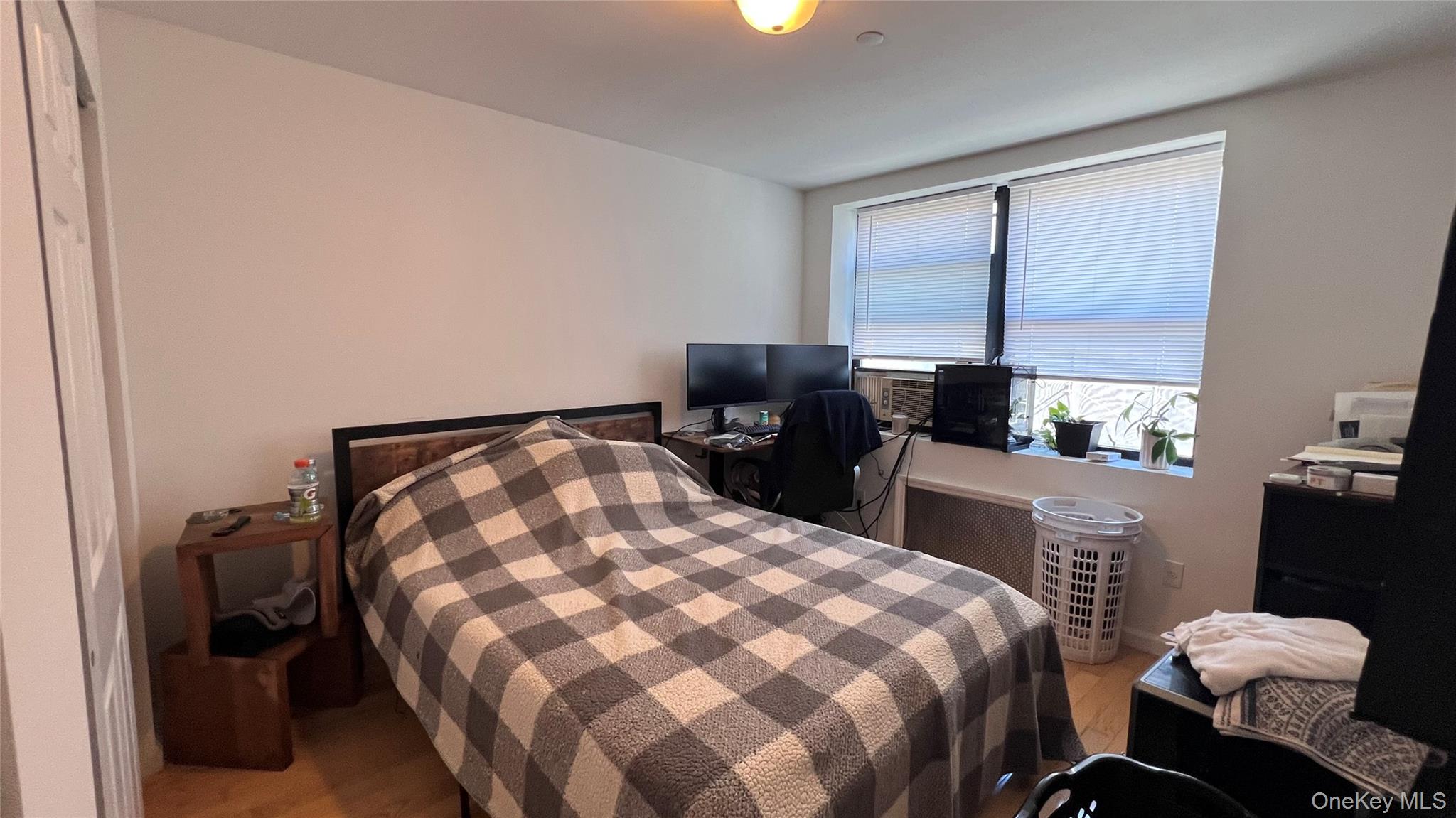 1044 47th Avenue, Unit 3F photo 4