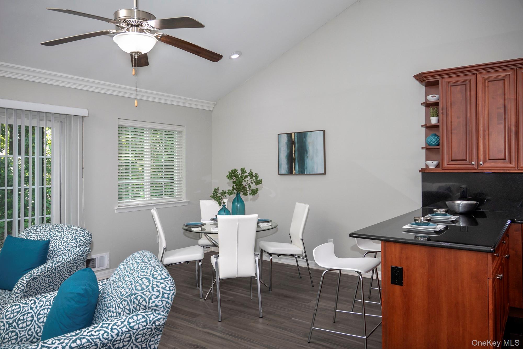 5000 Townhouse Drive, Unit 1706 photo 4