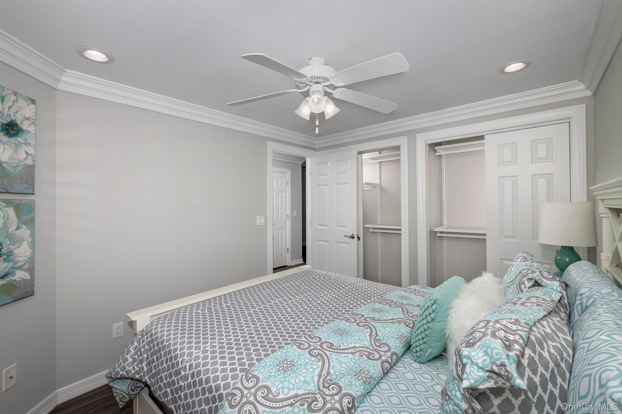 5000 Townhouse Drive, Unit 1706 photo 8