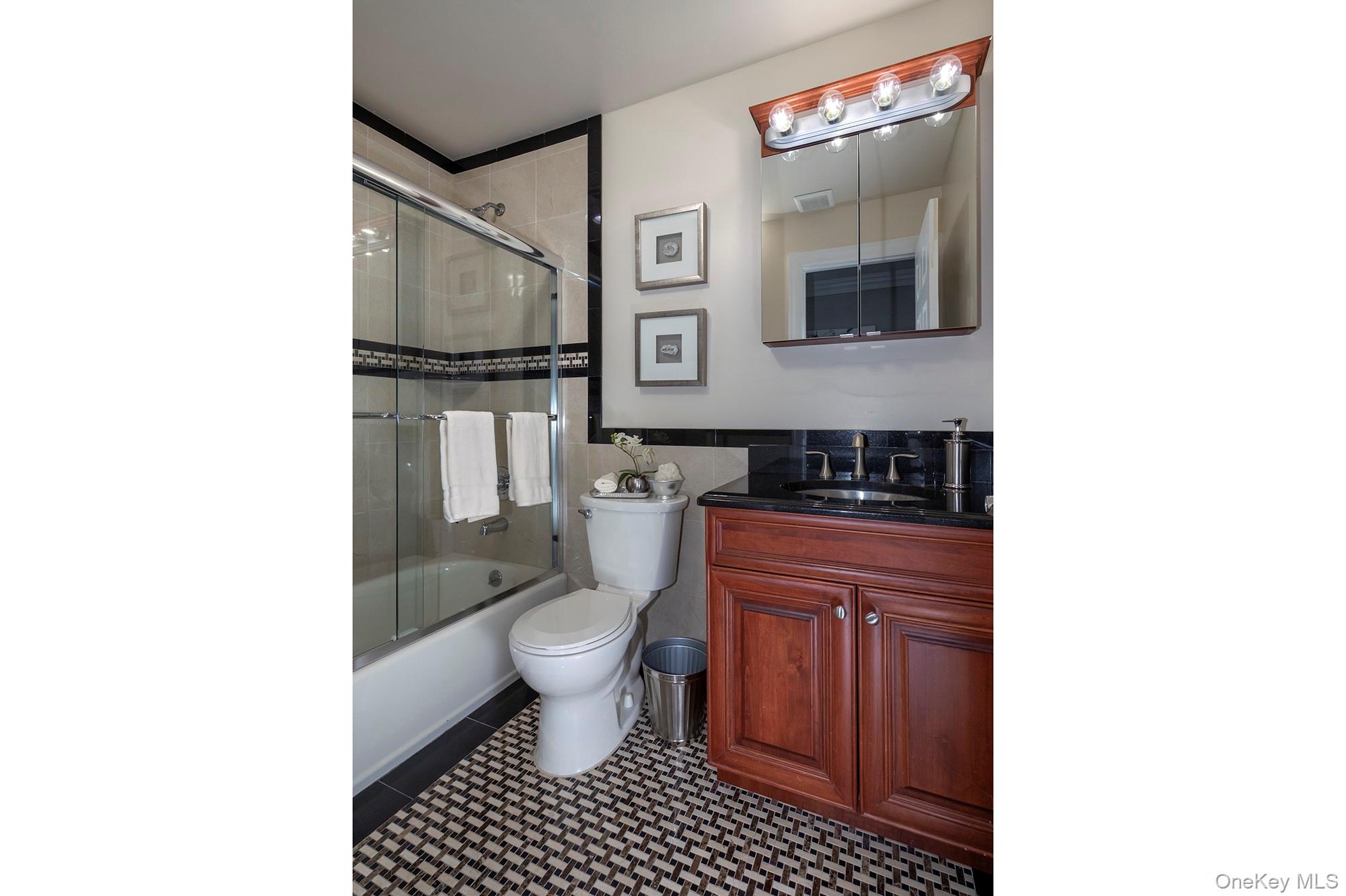 5000 Townhouse Drive, Unit 1706 photo 9
