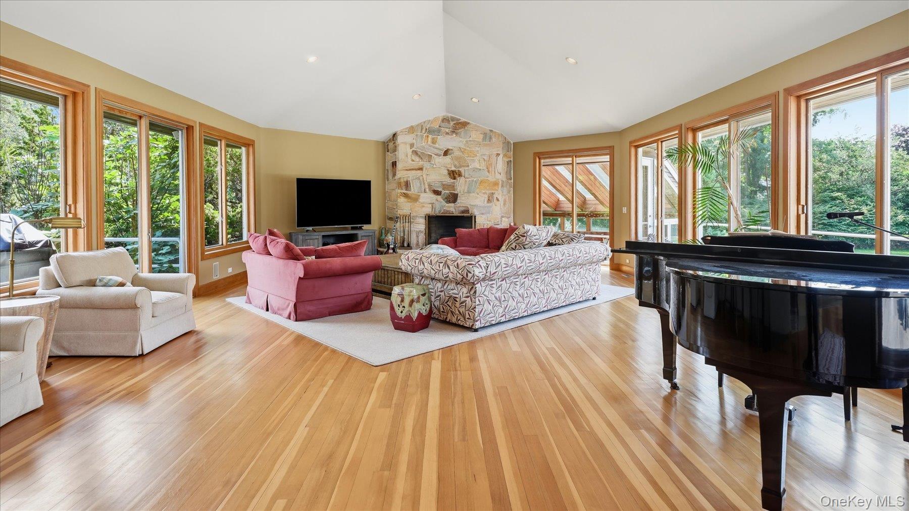 25 Ring Neck Road – For Sale photo 15