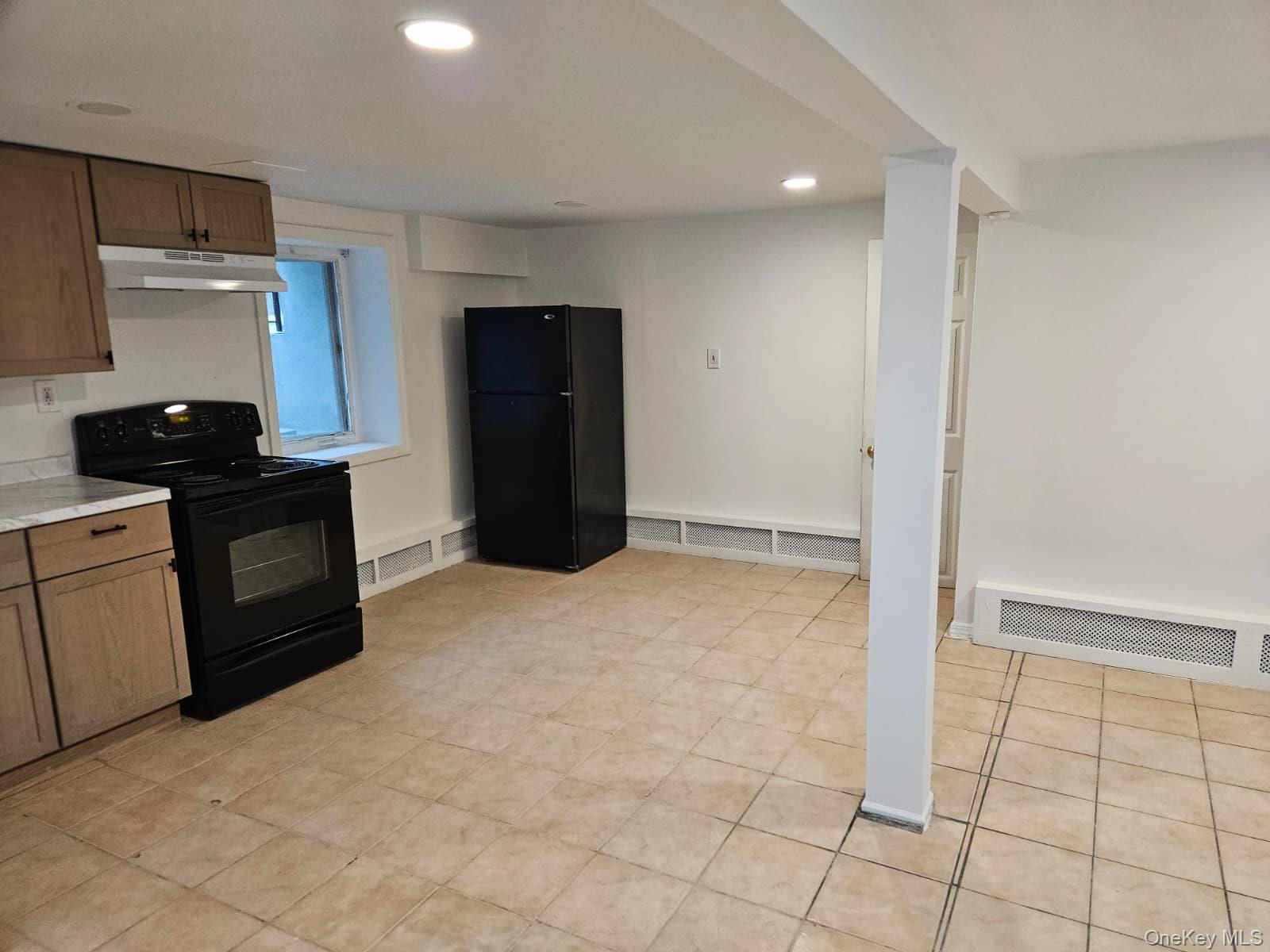 19 W 11 Street – For Rent photo 2