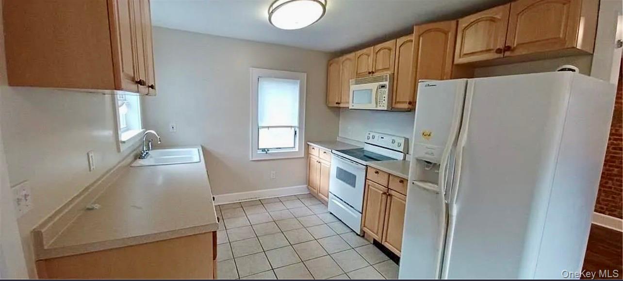 12 Elizabeth Street – For Rent photo 10