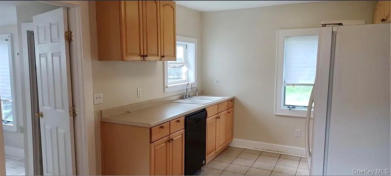 12 Elizabeth Street – For Rent photo 11
