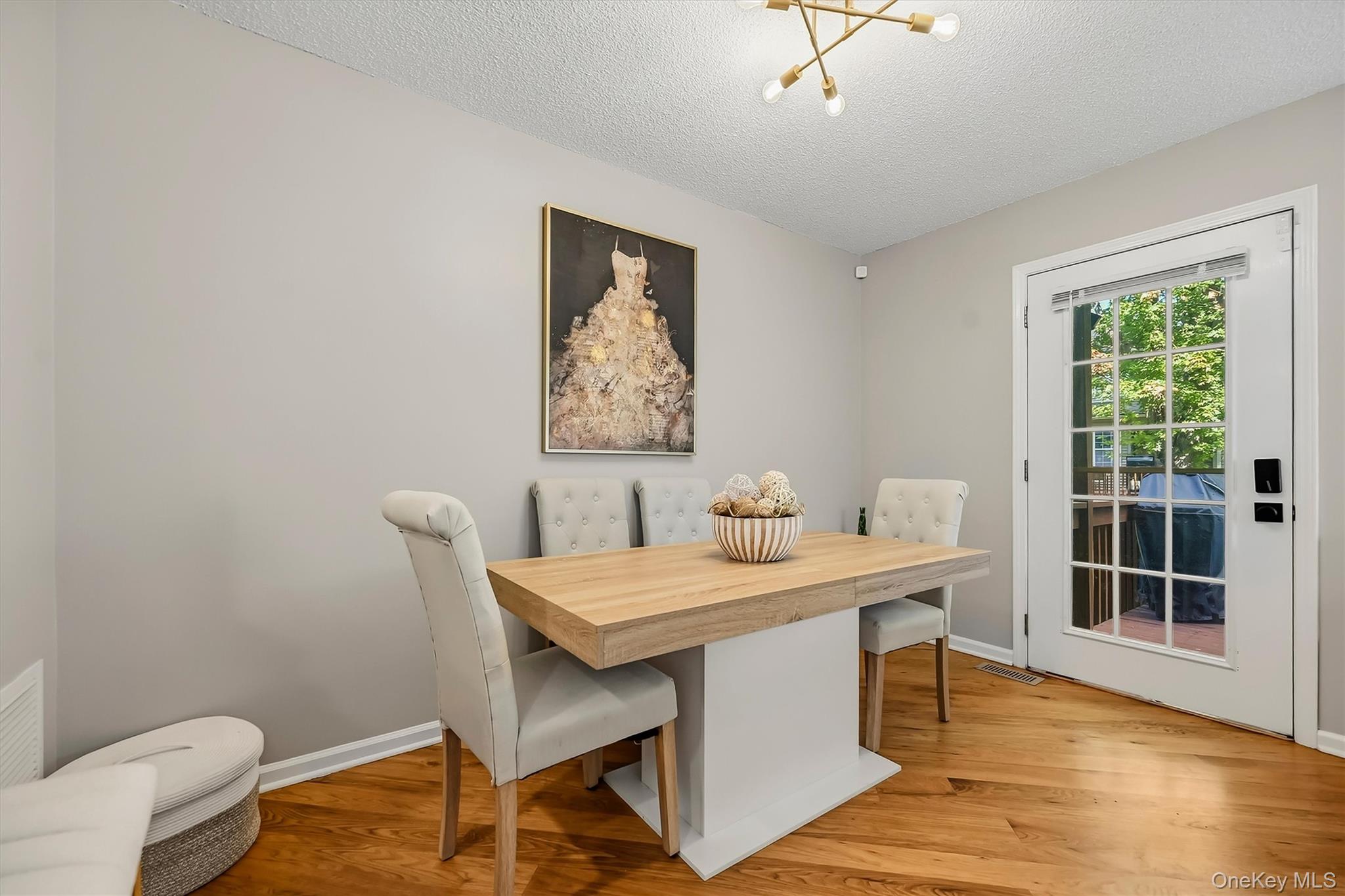 246 Crestwood Court – For Sale photo 9