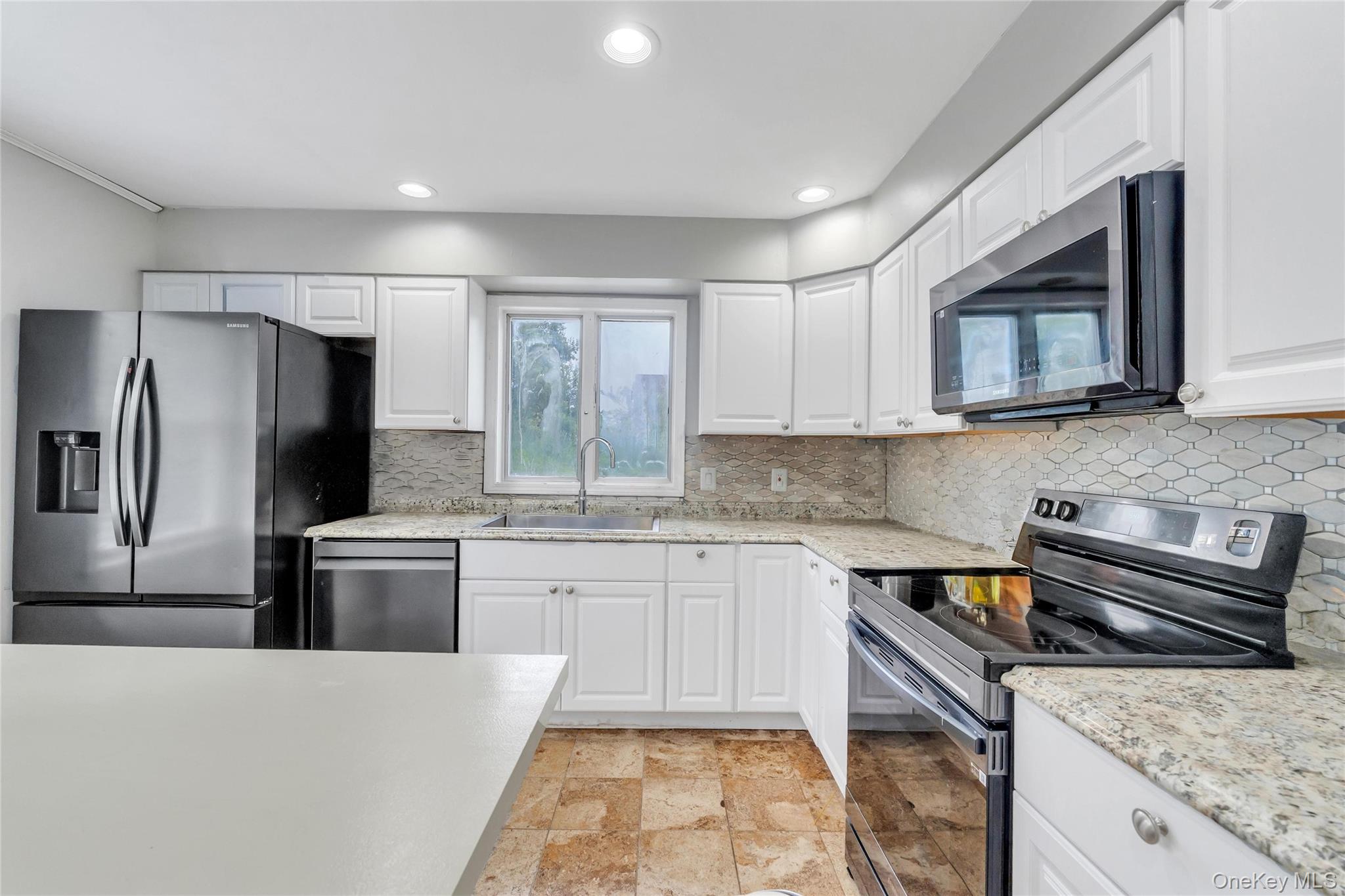 23 Hemlock Drive – For Sale photo 12