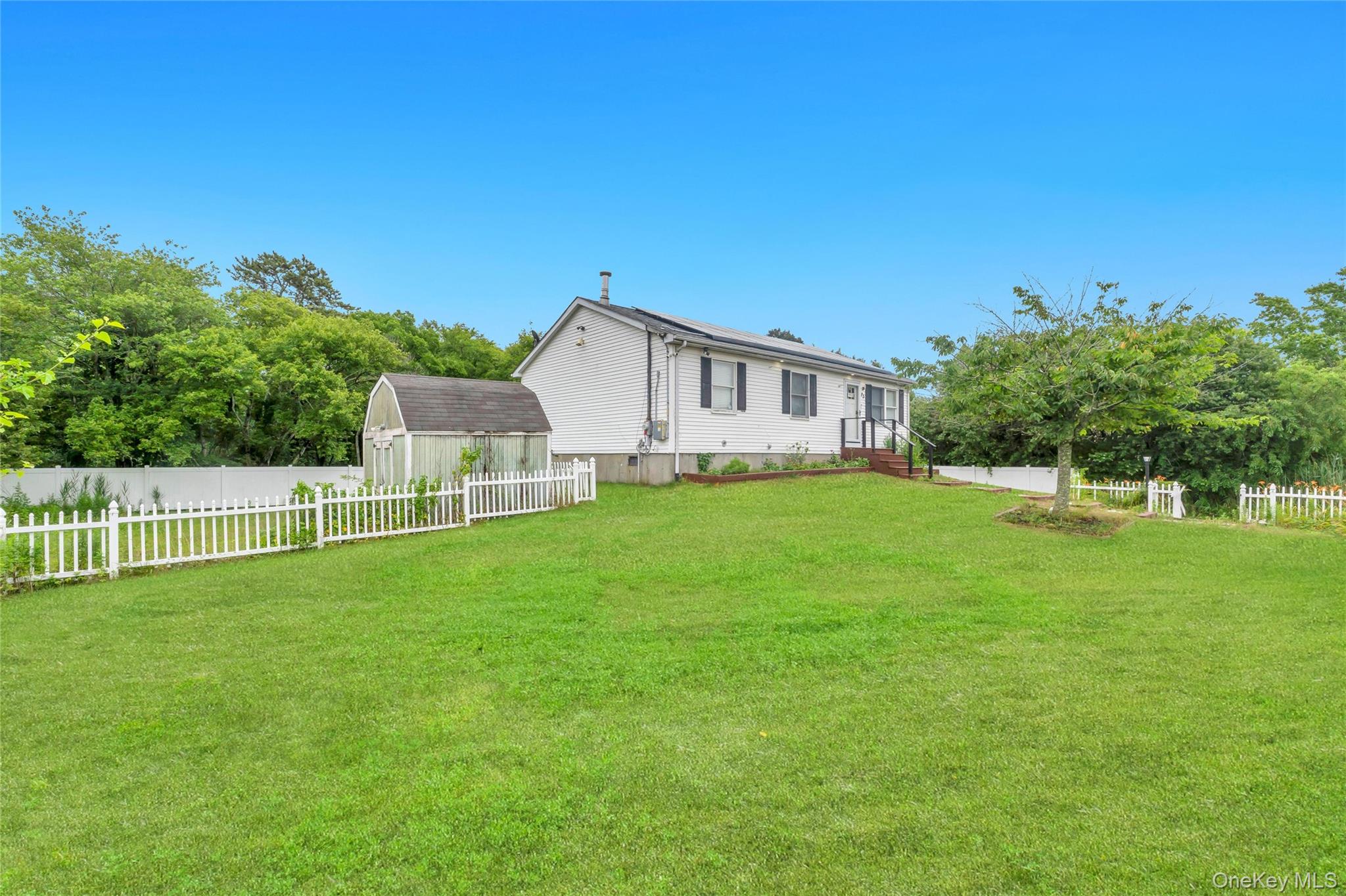 23 Hemlock Drive – For Sale photo 7
