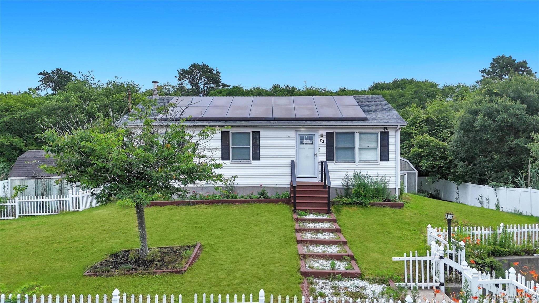 23 Hemlock Drive – For Sale photo 3