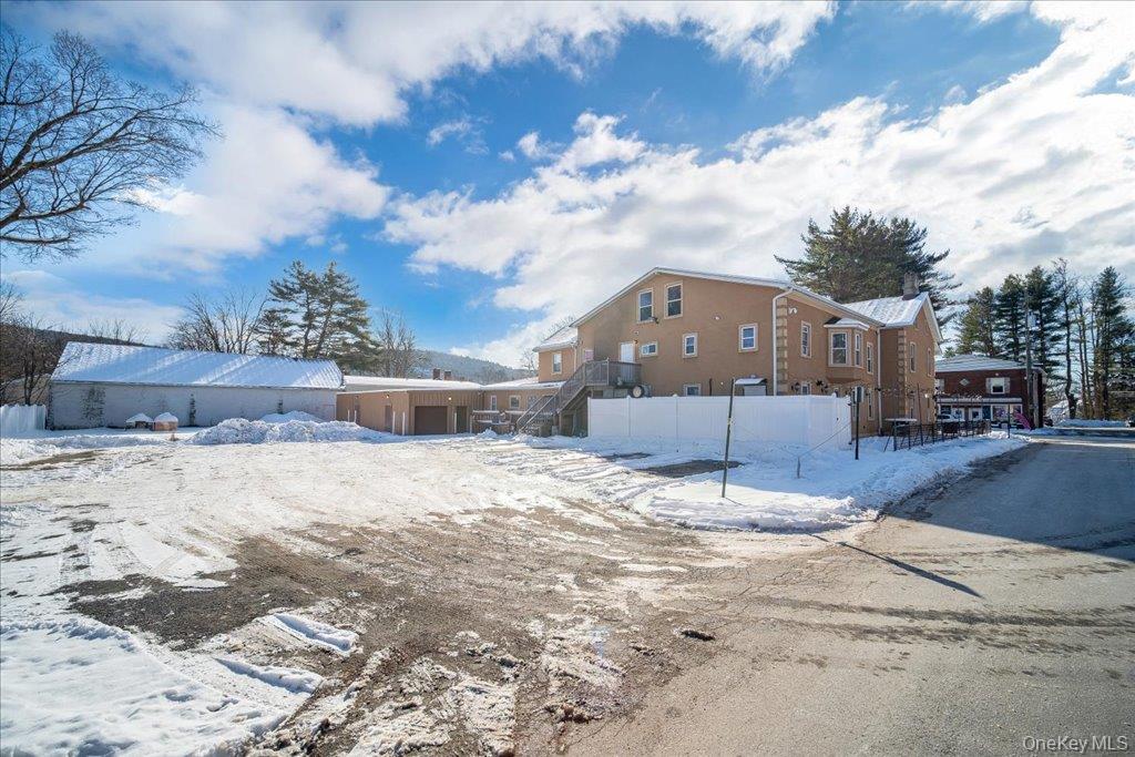 90 Sullivan Street, Unit 2 photo 2