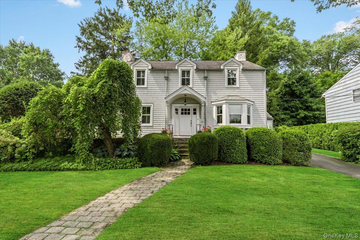 128 RALPH Avenue – For Sale