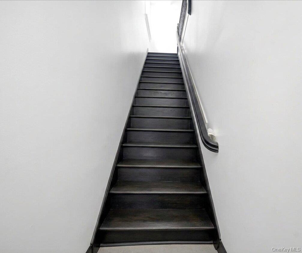 35 Lawrence Street, Unit 1 photo 3