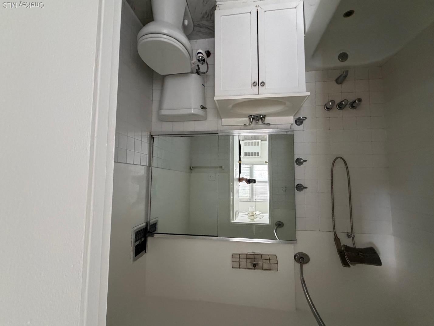 740 E Broadway, Unit 1-N photo 3