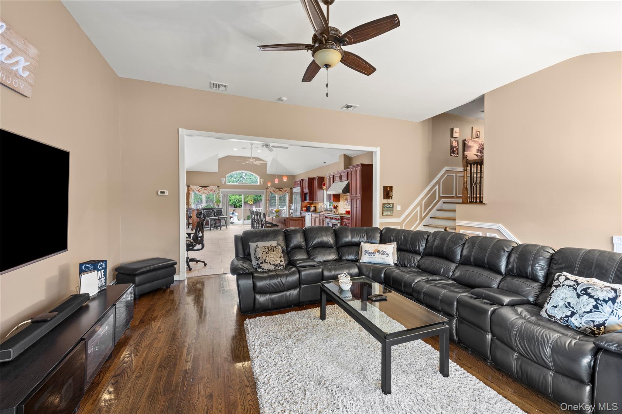 7 Monterey Drive – For Sale photo 19