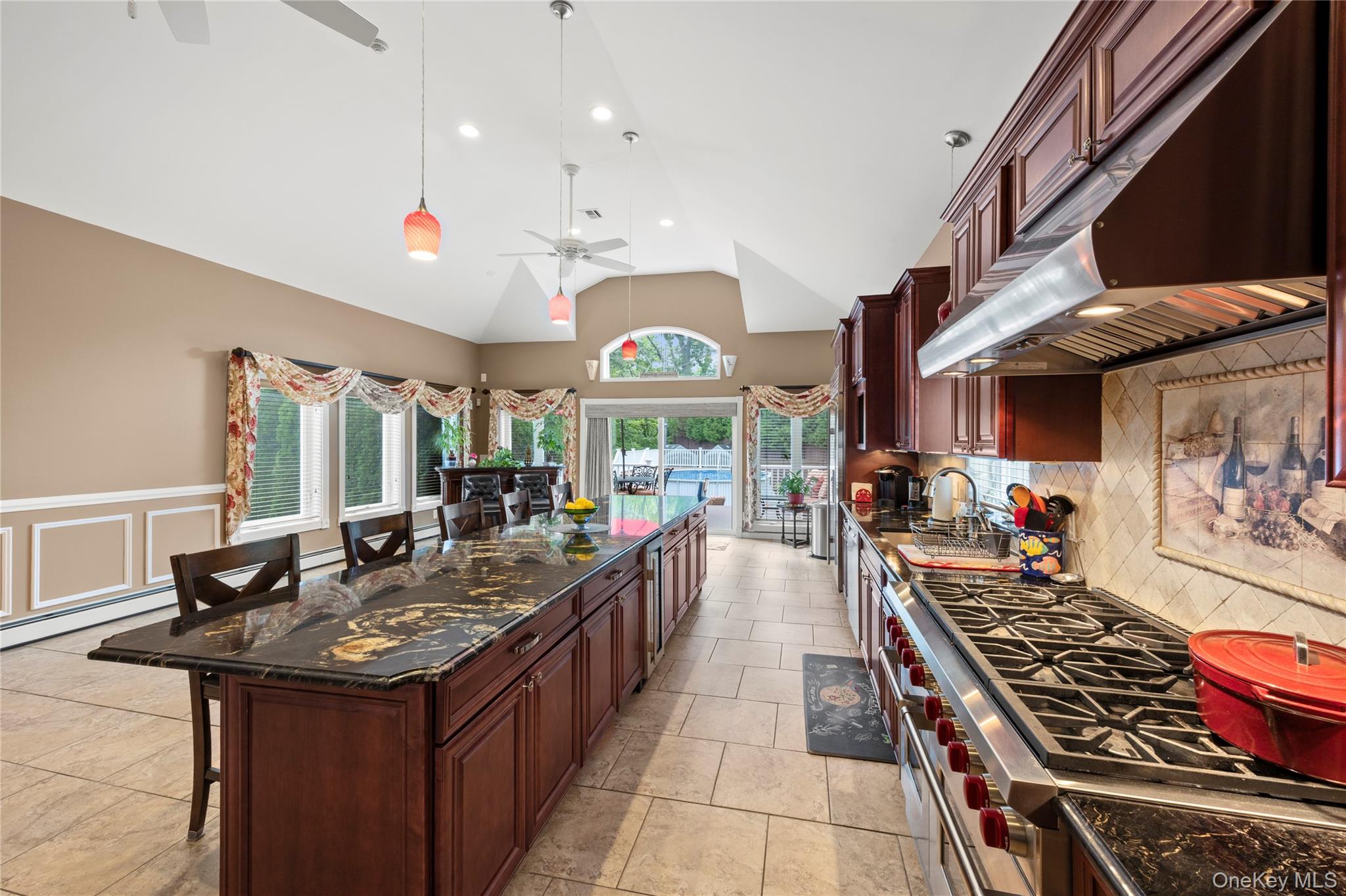 7 Monterey Drive – For Sale photo 9