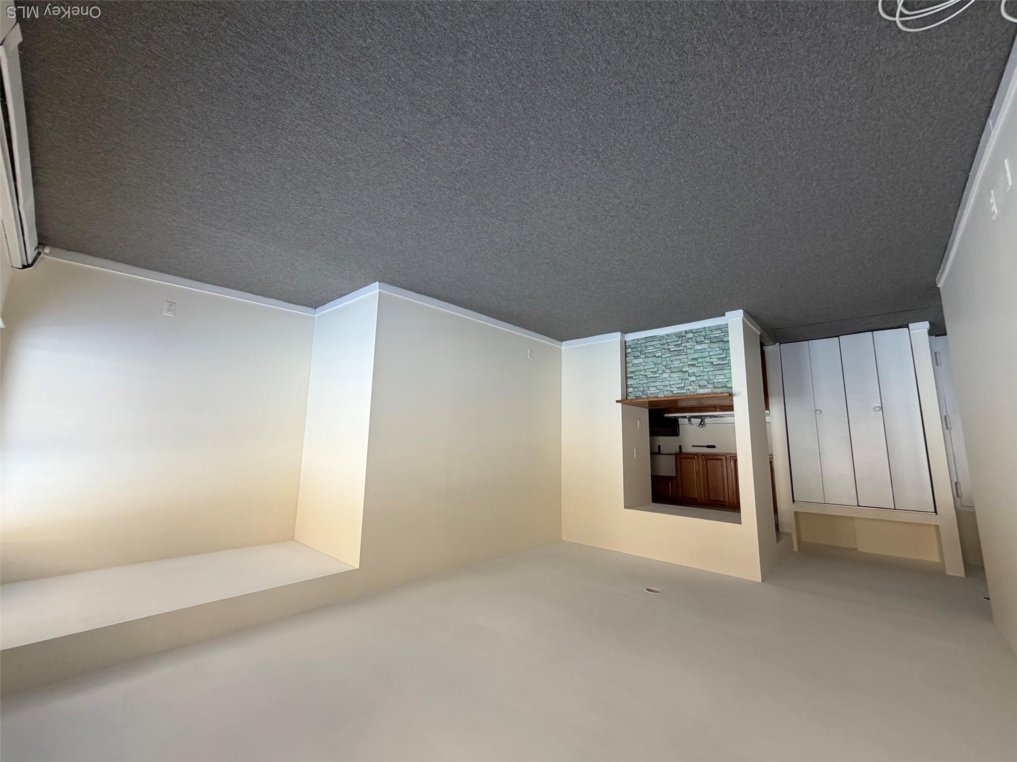 310 Riverside Boulevard, Unit 3G photo 12