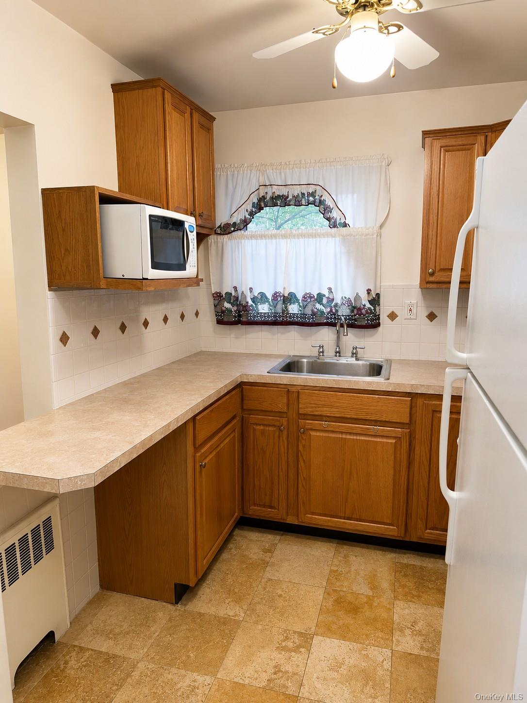 320 S Broadway, Unit T4 photo 4