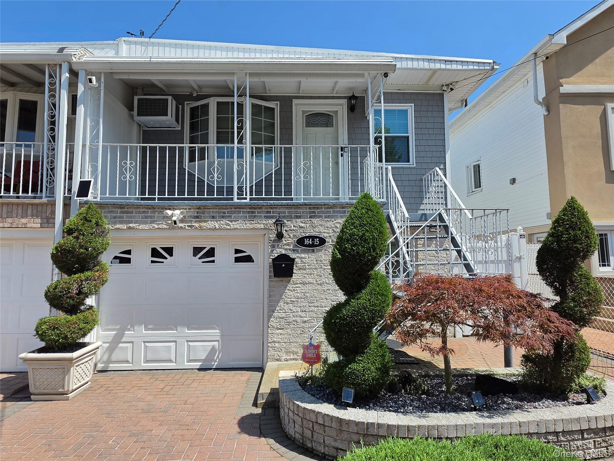 164-15 98th Street – For Sale