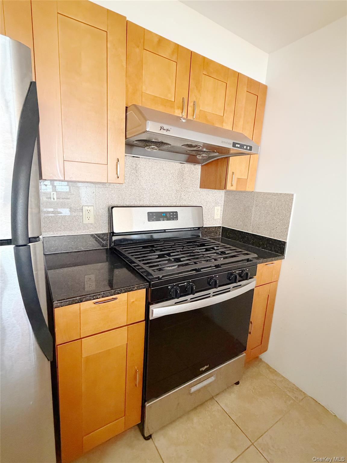 6314 Queens Boulevard, Unit 3E photo 9