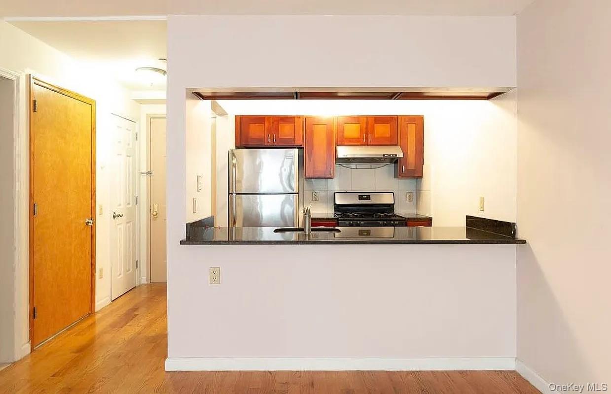 6314 Queens Boulevard, Unit 3E photo 8