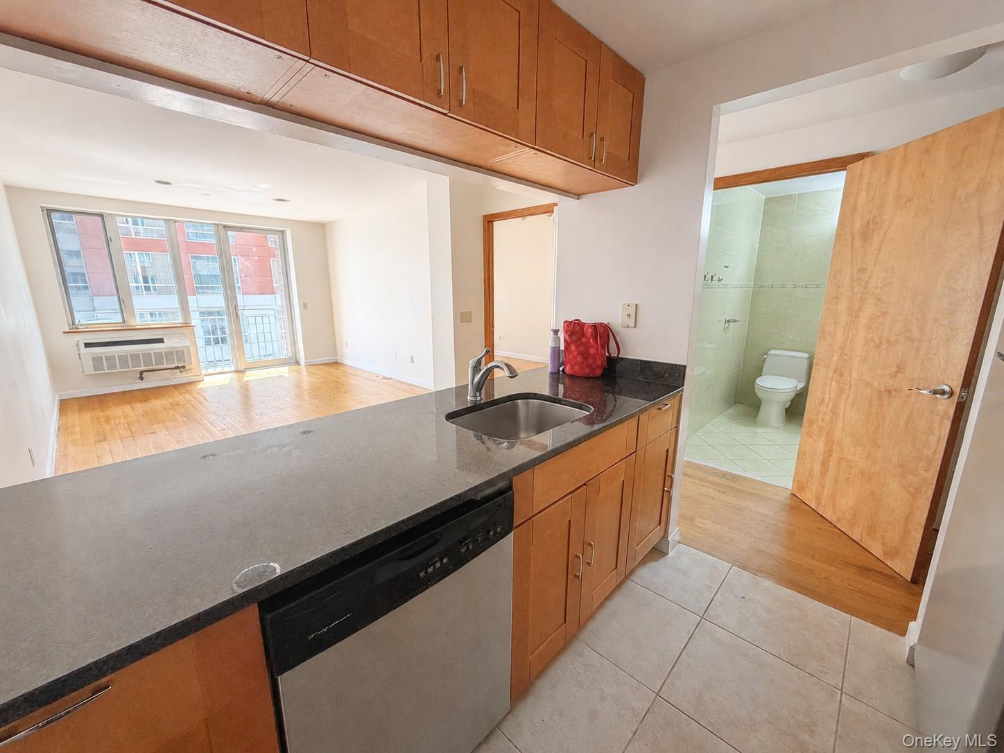 6314 Queens Boulevard, Unit 3E photo 11