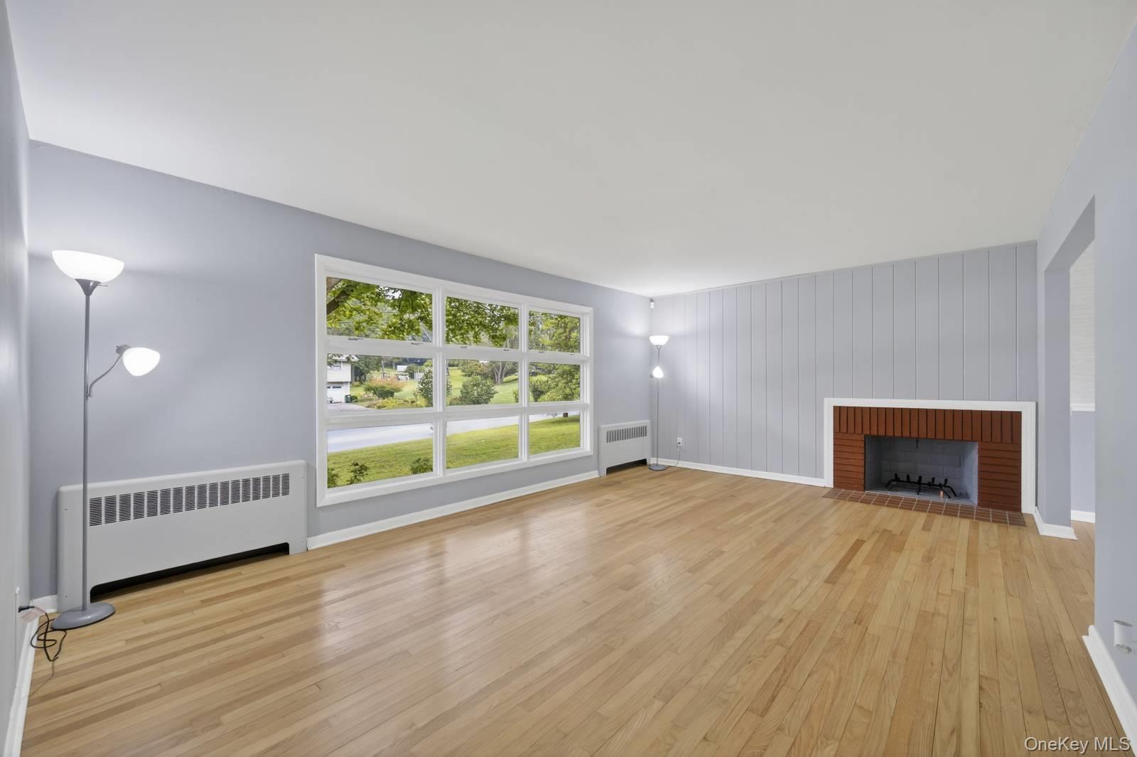 31 Old Farms Road – For Sale photo 8