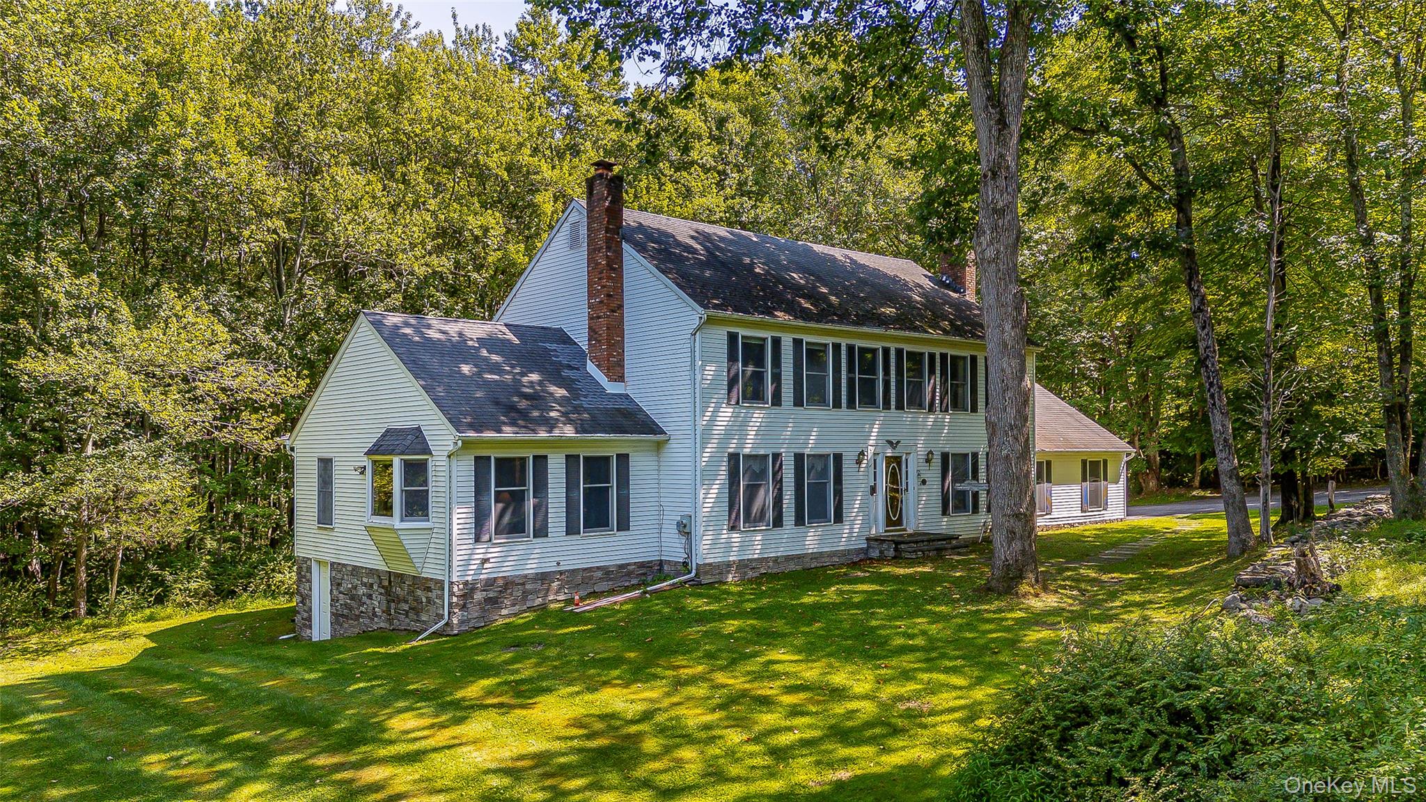 5 Red Fox Run – For Sale photo 2