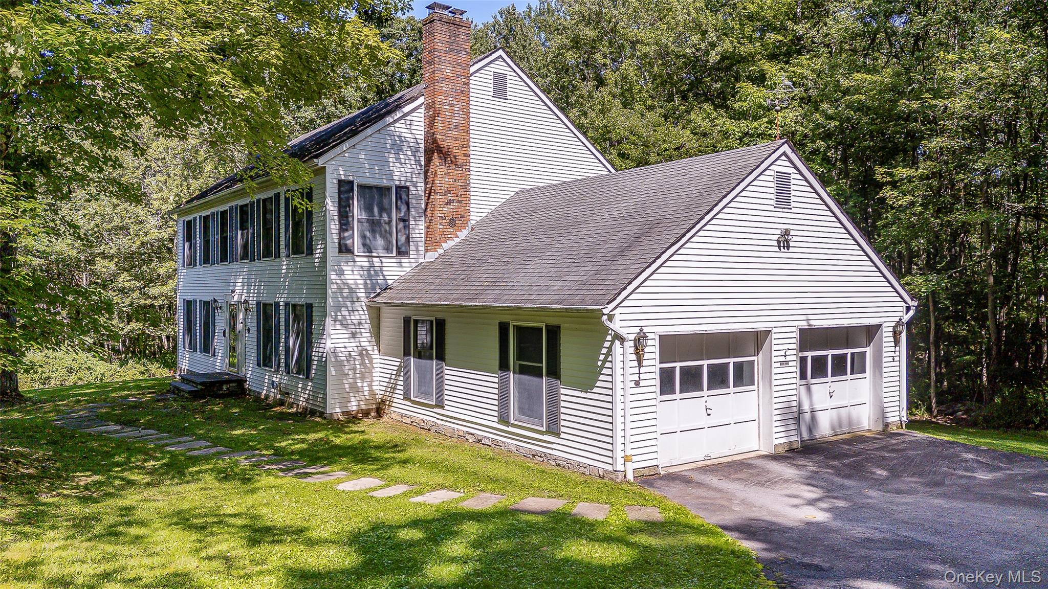 5 Red Fox Run – For Sale photo 3